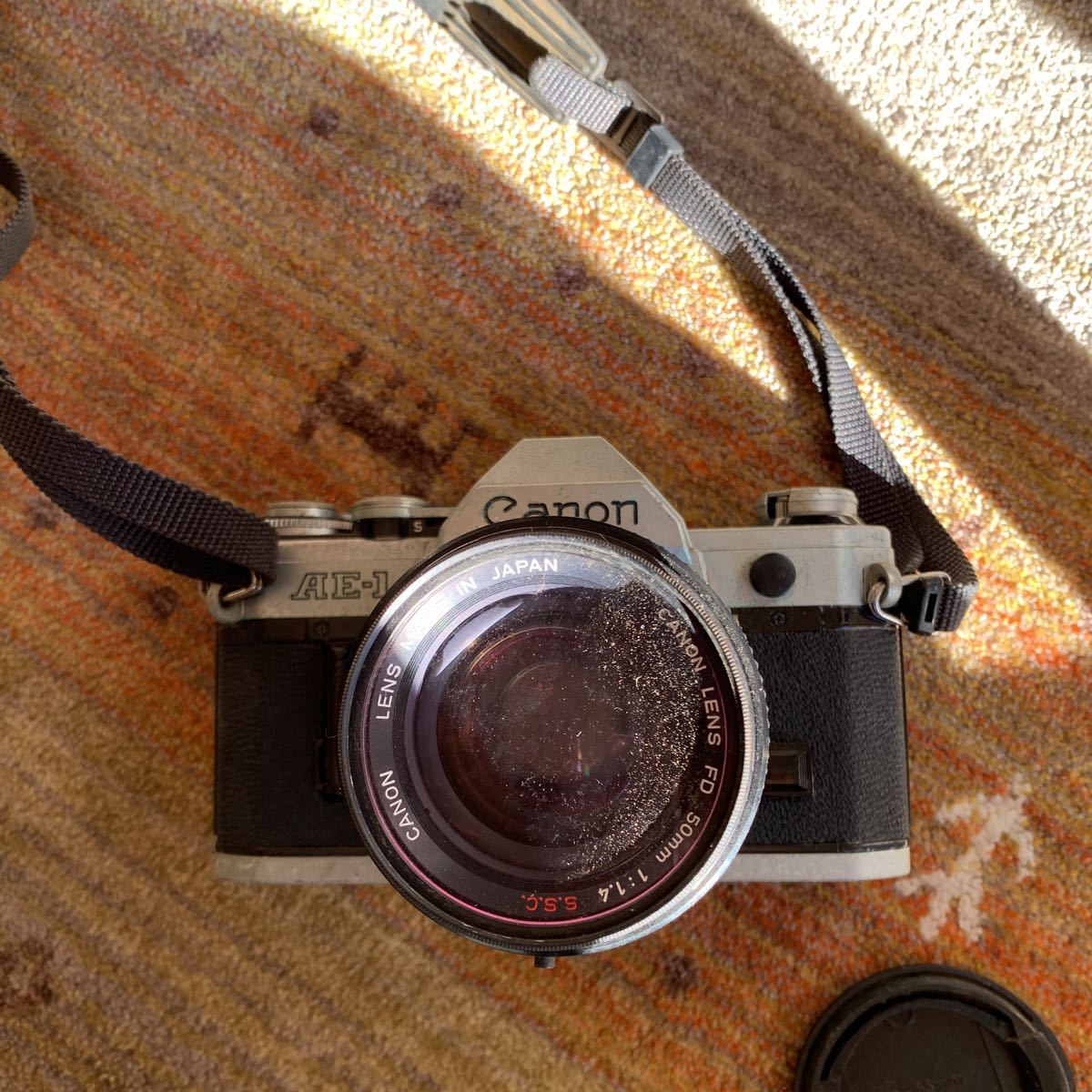 Canon AE-1 FD w⁄ 35mm SLR Camera 50mm Manual Focus film Film Lens f
