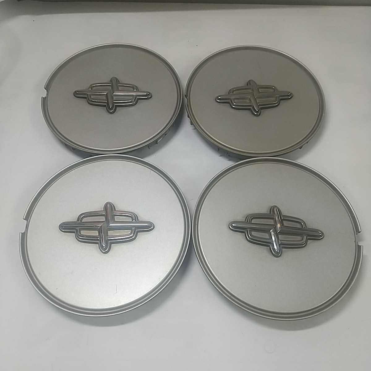 年代物～日産Y33 セドリック？グロリア？センターキャップ4個セット 