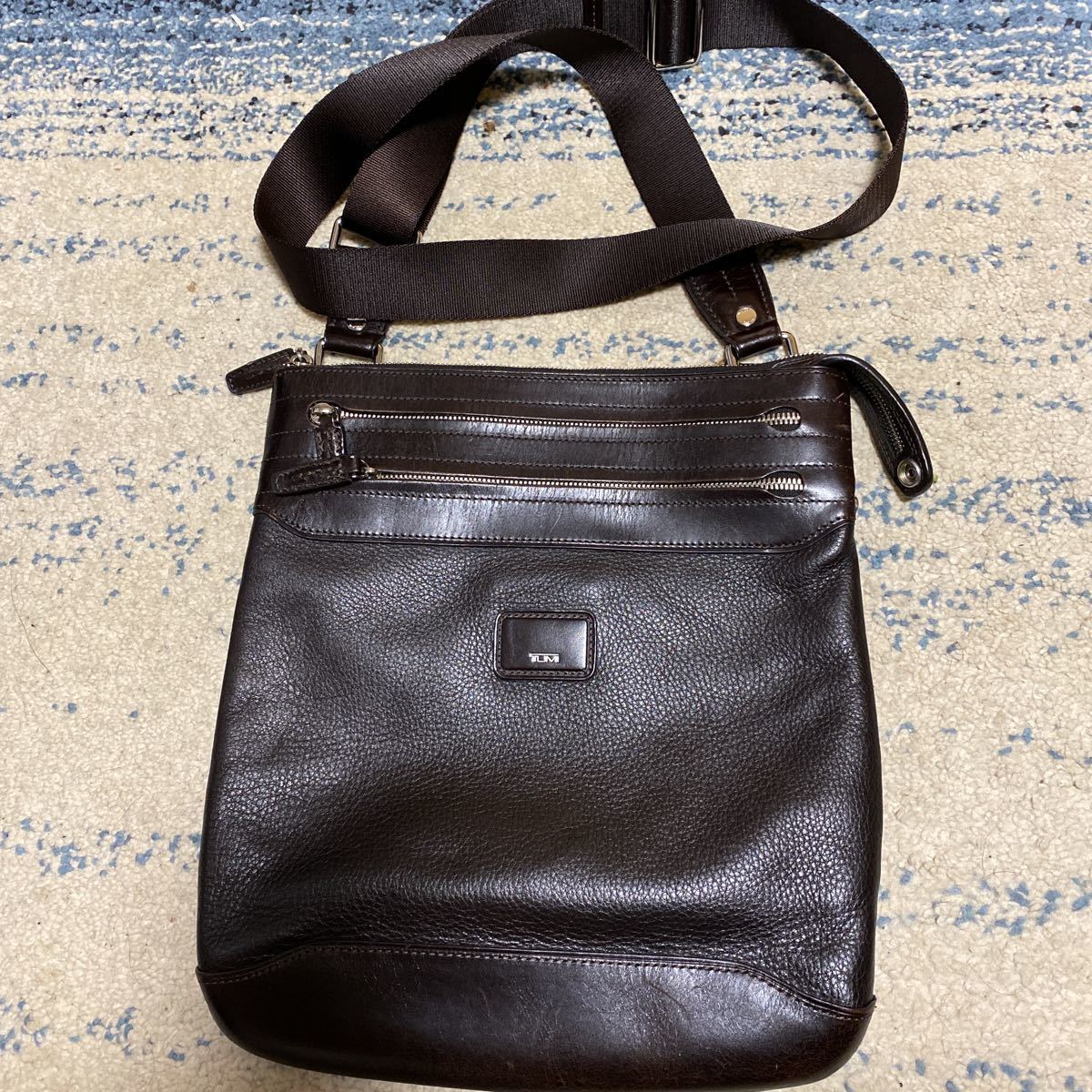 良品 TUMI Leather Shoulder bag Dark brown トゥミ レザー ショルダーバッグダークブラウン 
