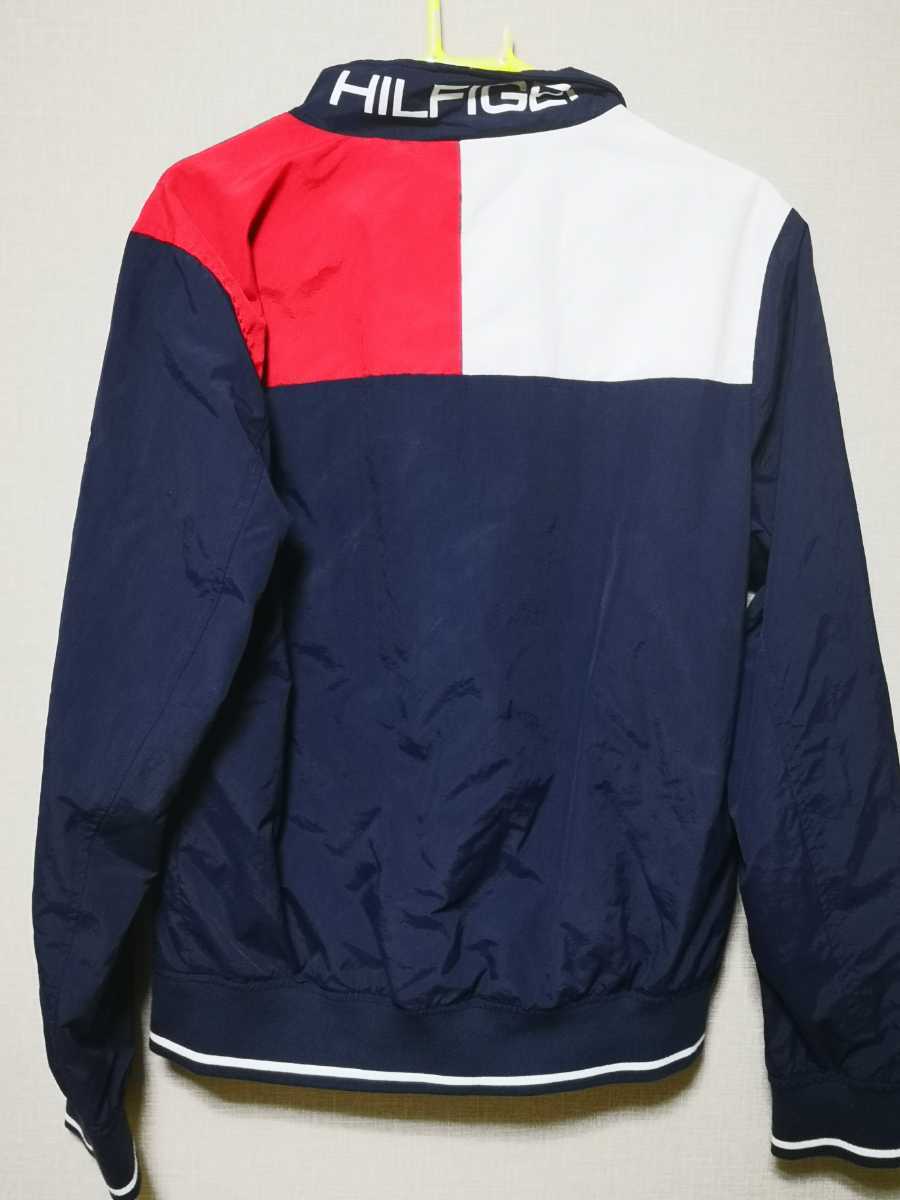 色 トミーフィルガー Tommy Hilfiger ジャケット 赤 紺 白 ジャージ メンズ レッド Sサイズ 日本サイズm トミーフィルフィガー トップス 売買されたオークション情報 Yahooの商品情報をアーカイブ公開 オークファン Aucfan Com