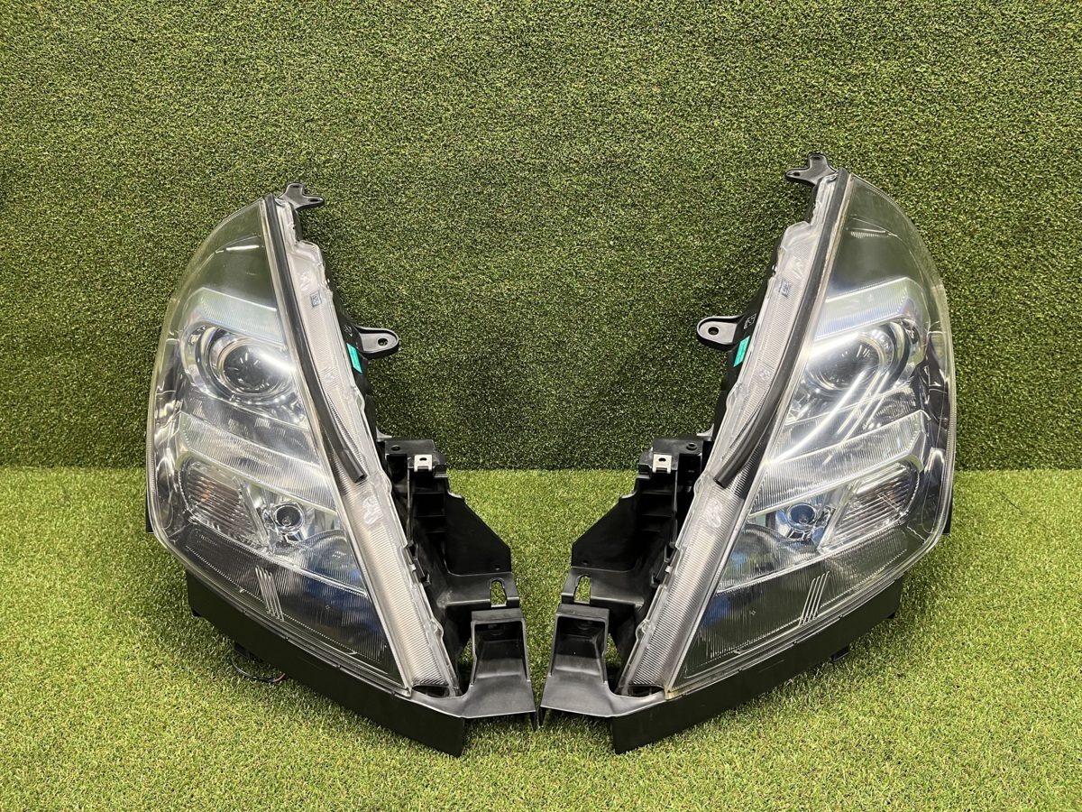MPV LY3P 後期　HID車　純正　ヘッドライト　美品 車 MPV LY3P 後期 HID車 純正 ヘッドライト 美品