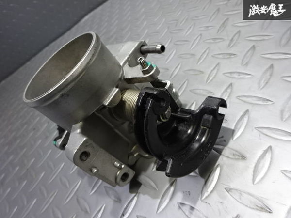 ハイゼットカーゴ スロットルボディ スロボ 純正 S321V 即決 H22年 KFVE 3AT 2WD 22210-B2050 S321V ハイゼットカーゴ ハイゼット X07 EBD-S321V・S331V インテーク付きスロットルボディー
