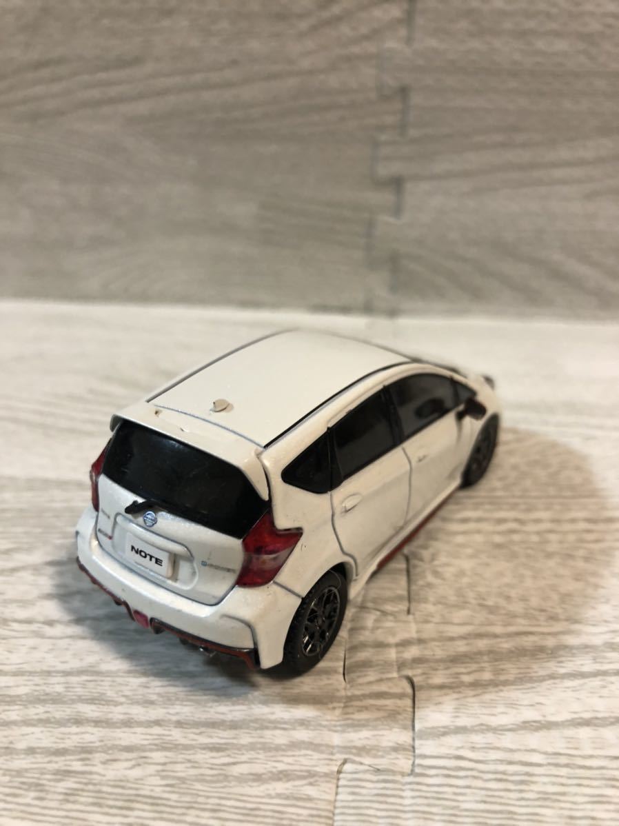 1/43 日産 ノート ニスモ NOTE NISMO ミニカー ホワイトパール ディーラー特注