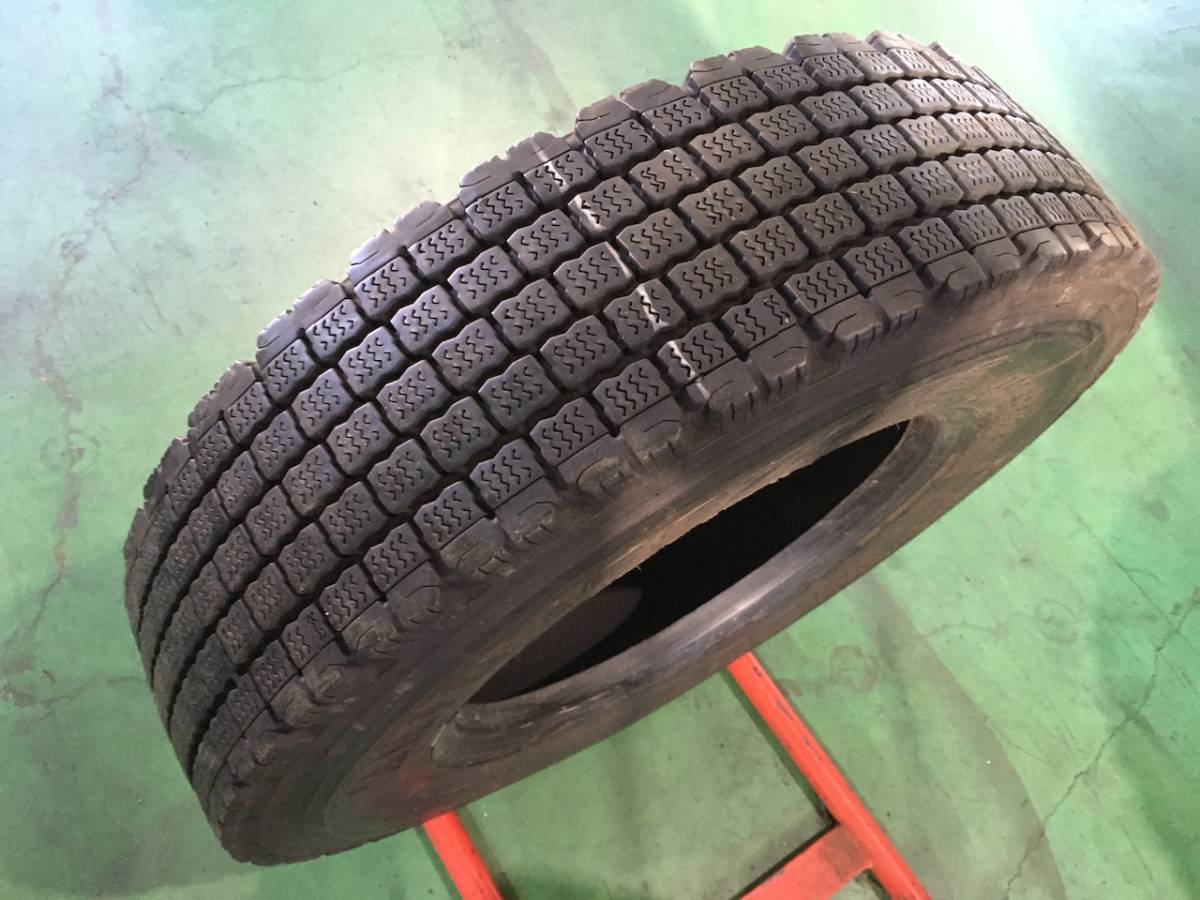w910 タイヤ 225／80r17．5の通販 17．5の通販 ブリヂストン 225／80 r 