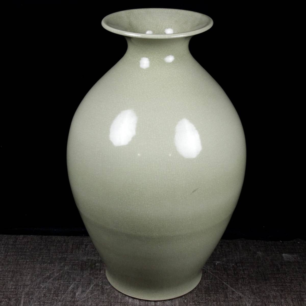 爆買い，格安 爛 中国古玩 青磁製 花瓶 特大62cm 哥窯 唐物骨董 B290.2 PP2/21.3HK/ 200(青磁)｜売買されたオークション情報、yahooの商品情報をアーカイブ公開 - オークファン 骨董陶磁器一般