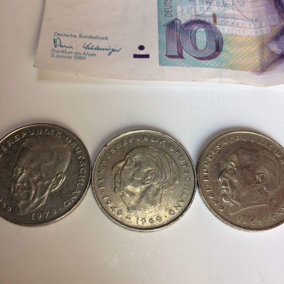 ドイツマルク旧硬貨9枚、旧紙幣2枚一式(ヨーロッパ)｜売買された 