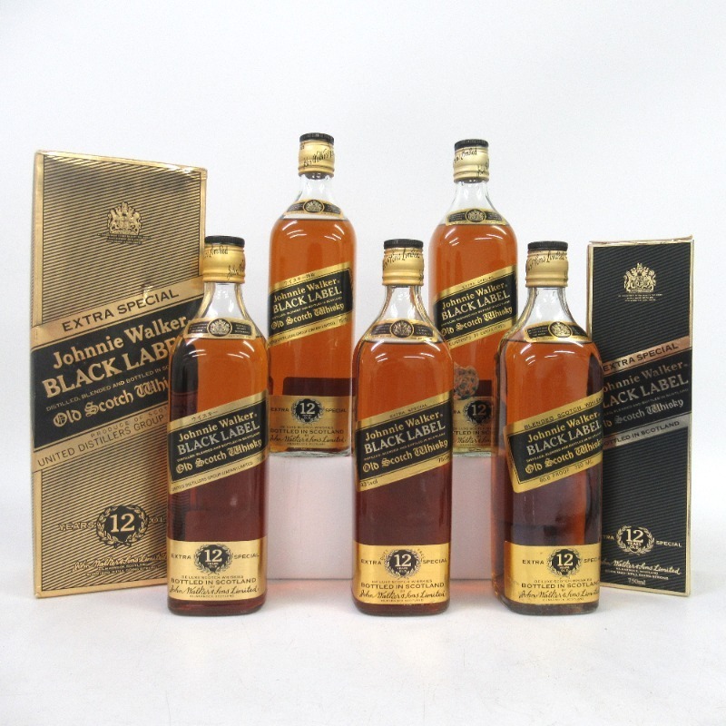 ジョニーウォーカーブラックラベル12年1000ml 黒 金キャップ 2本セット ジョニーウォーカーブラックラベル12年1000ml 黒 金キャップ 2本セット
