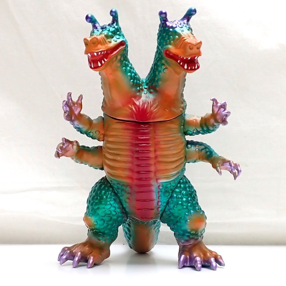 ダギゴン 中岡俊哉世界の怪獣 シカルナ・工房 (大阪版⁄背中黒⁄腹青