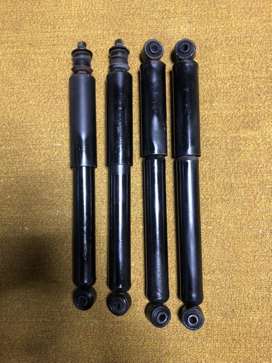 JB23への強化流用に／新型ジムニーJB64W純正ショックアブソーバー前後