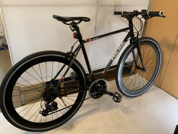 クロスバイク - Yahoo!オークション クロスバイク700C・7段ギア 自転車