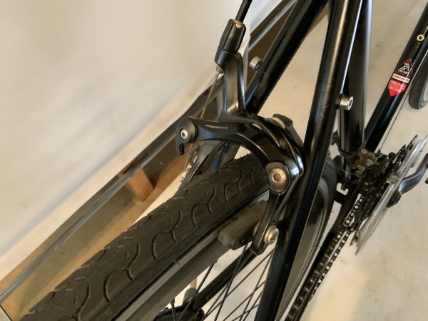 クロスバイク - Yahoo!オークション クロスバイク700C・7段ギア 自転車