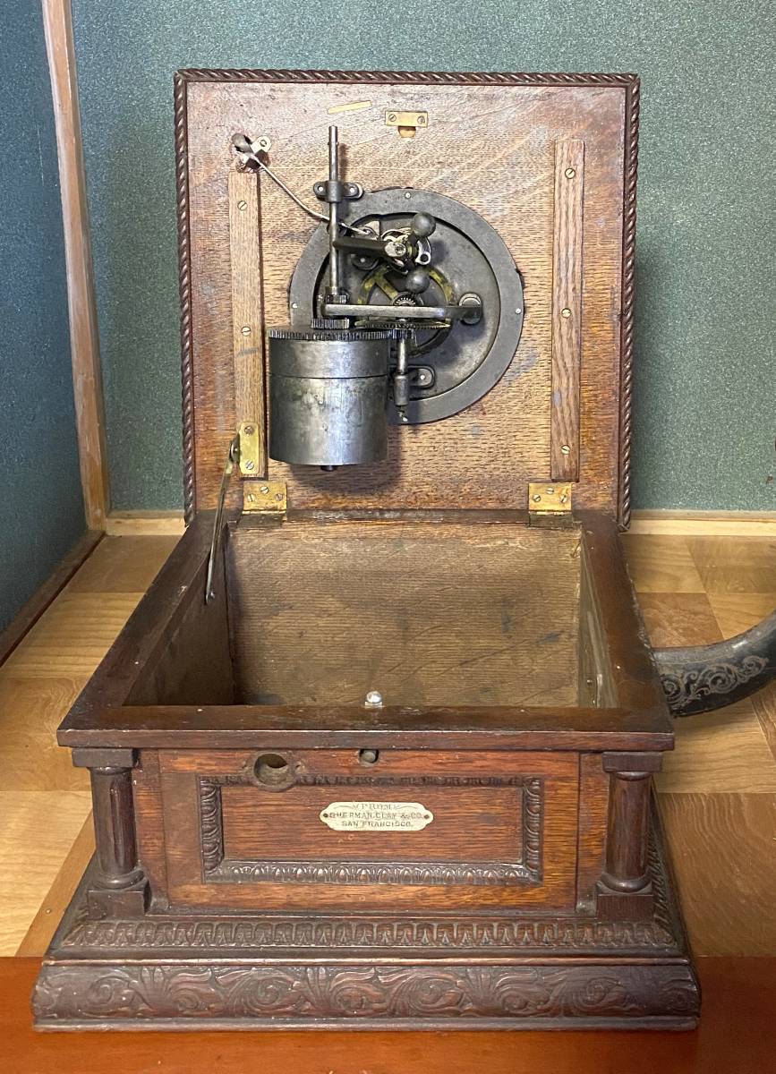 時代物　木製　ラッパ　蓄音機　VICTOR/ビクター　typeD 5678　検；骨董 アンティーク 旧家蔵出し ビンテージ 蓄音機 ビクター Victor MASTER'S VOICE MODEL