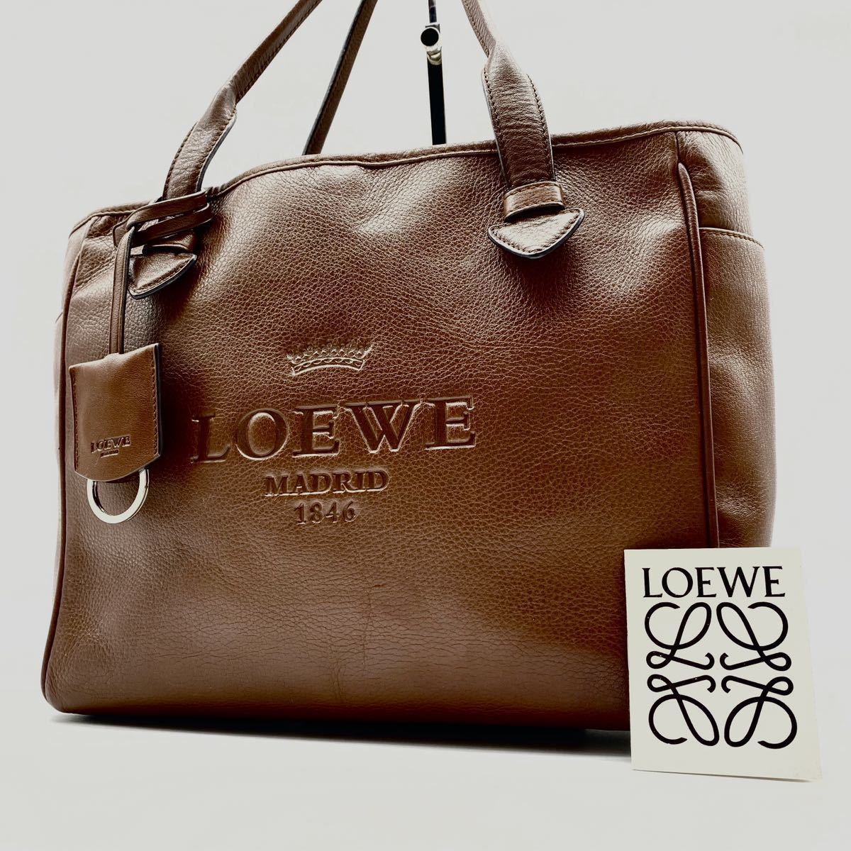 ○新品未使用○LOEWE ロエベ○ヘリテージ○ロゴ型押し○レザー 本革 
