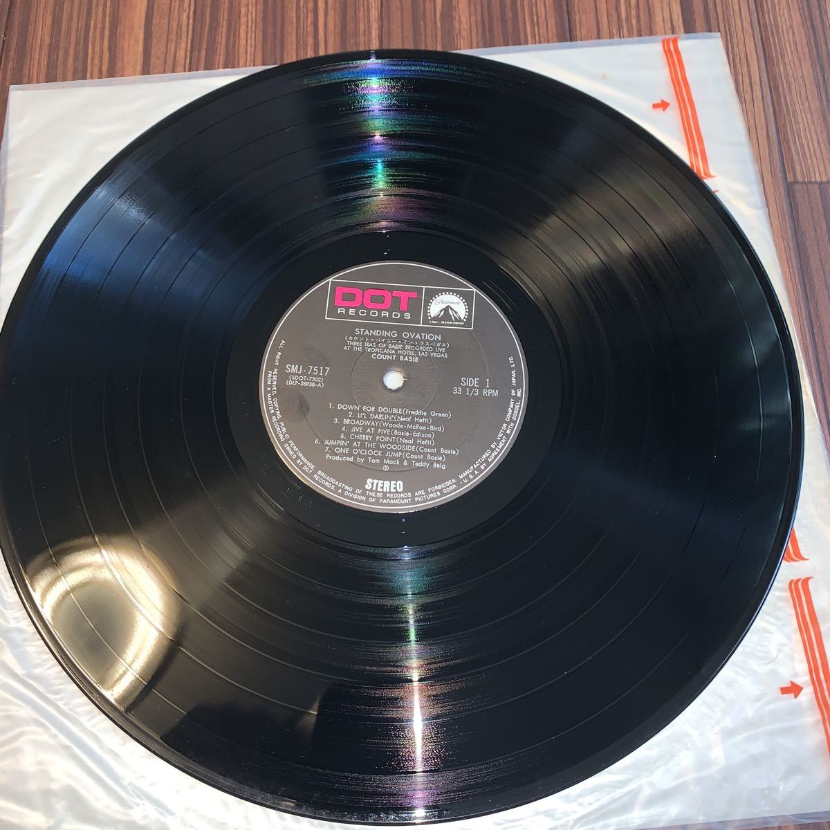 試聴済 LP カウント ベイシー / ライヴ アット ラスベガス スタンディング オベーション Count Basie / STANDING