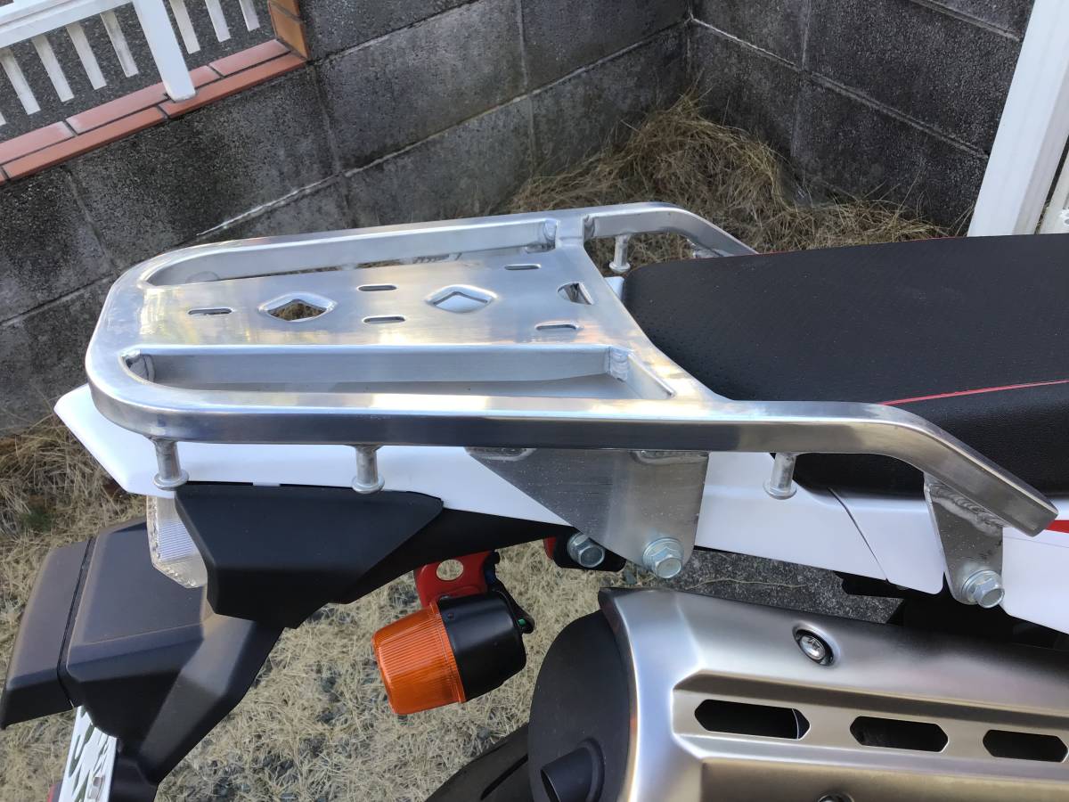 中古 アルミ kenwellリアキャリア セロー250、XT250X(～17 