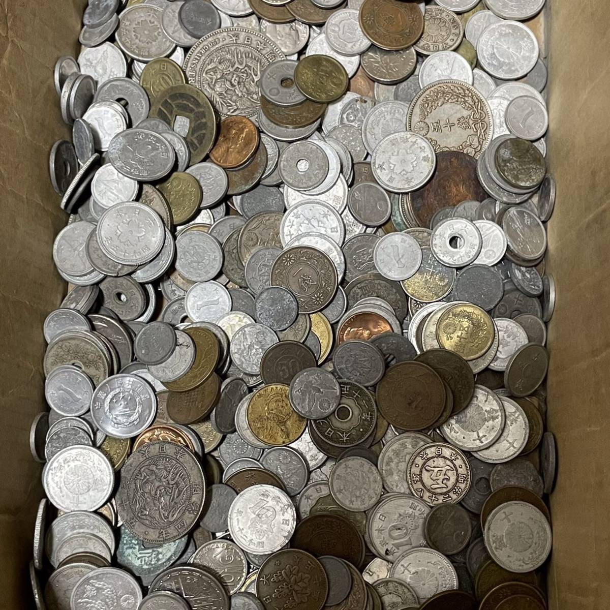 蔵出 古銭1.1KG 状態な様々 明治古銭 五十銭銀貨 二十銭