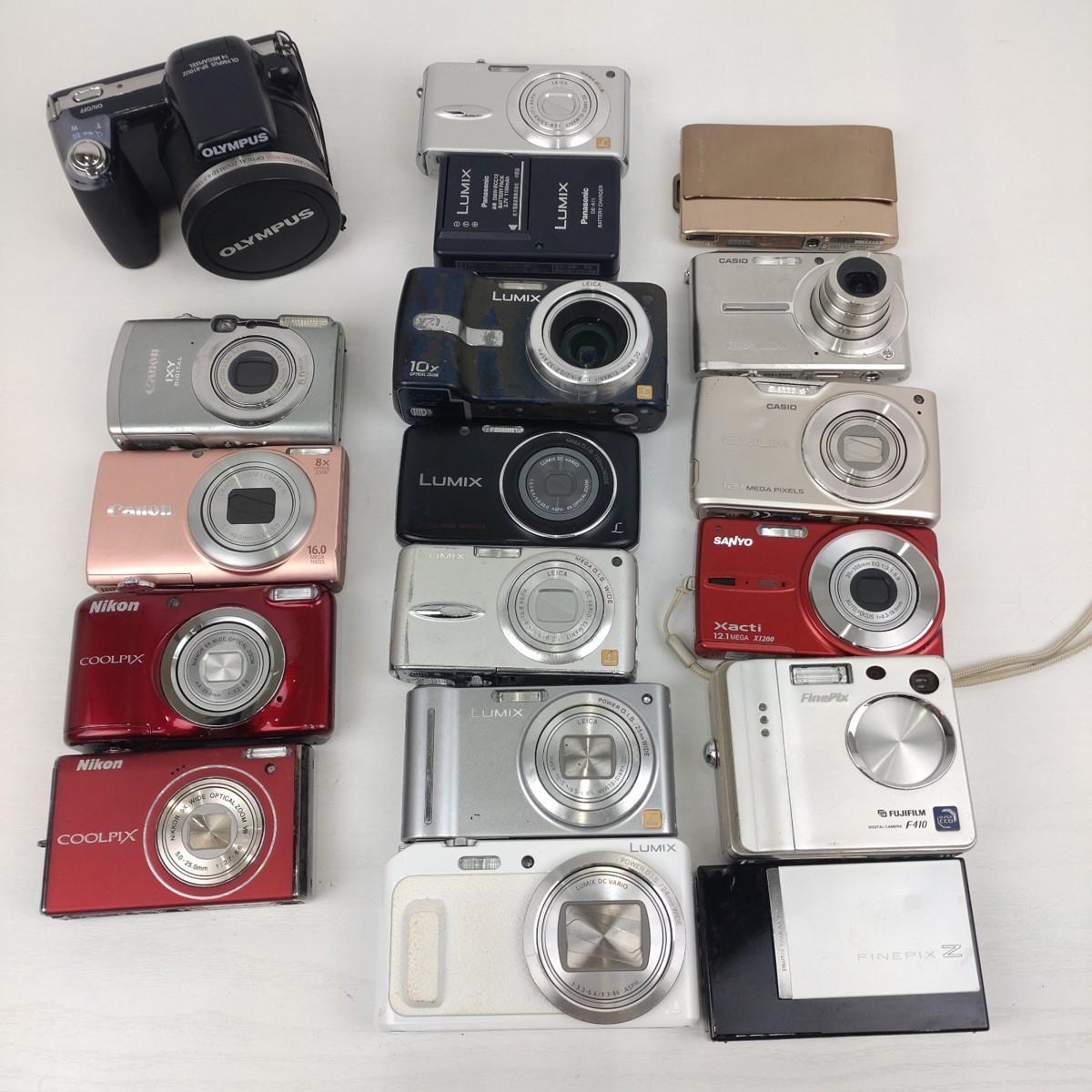 デジカメ 17台 まとめ売り ジャンク 動作未確認 Canon/Nikon/Sony 