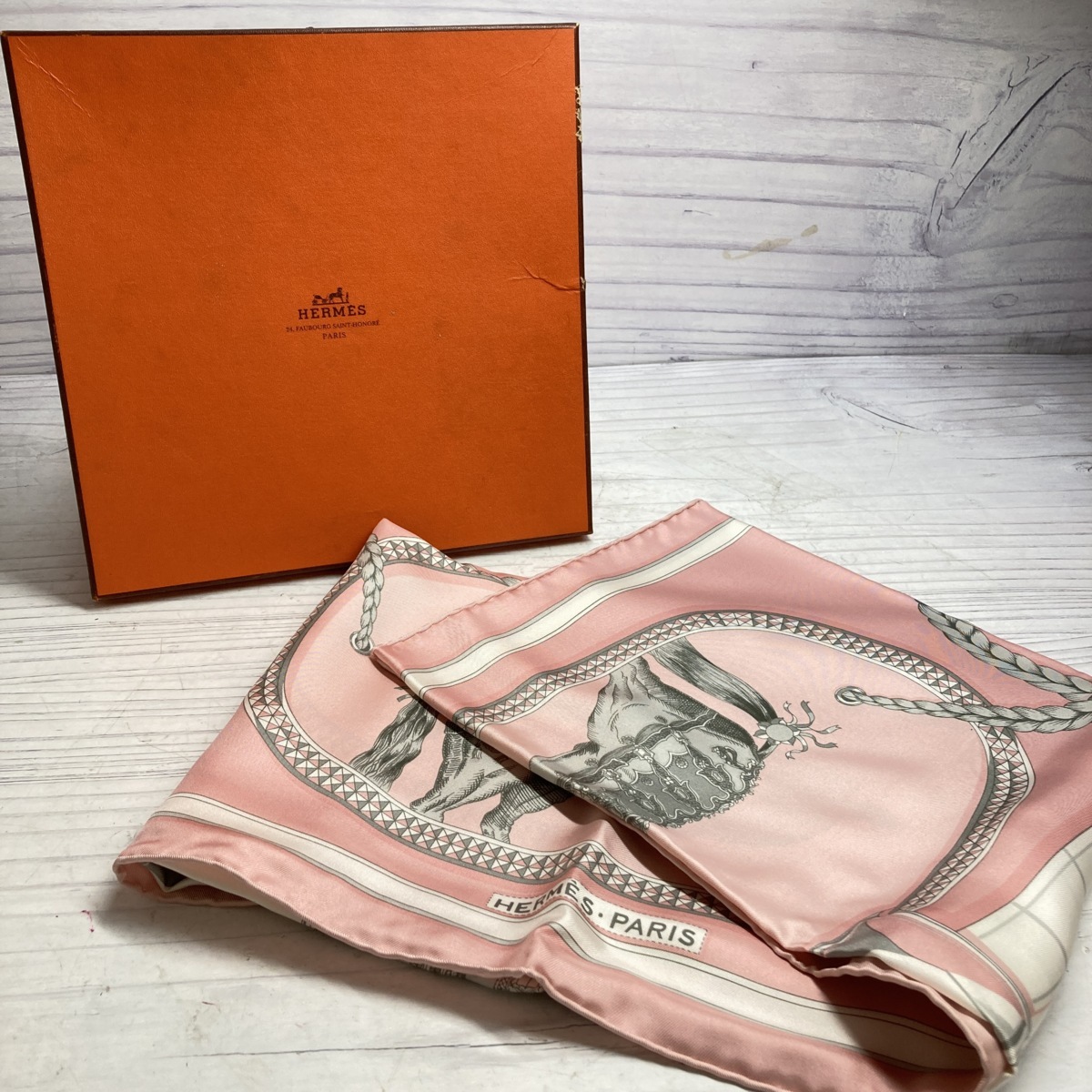 美品 エルメス HERMES シルク 100％ 馬 馬車 スカーフ 大判 レディース 