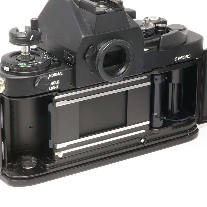 美品 Canon キャノン New F1 AE カメラ ボディ （質屋 藤千商店） F-1 New