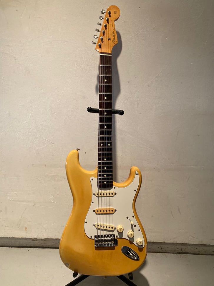 ストラトキャスター Fender Japan フェンダージャパン FENDER JAPAN