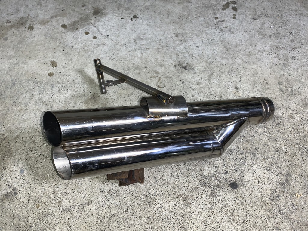 中古 出口 2本出しデュアル風 マフラー自作などに (マフラー、排気系
