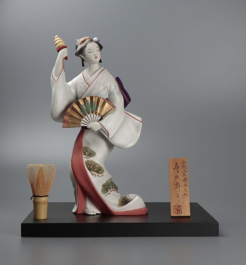 □博多人形 井上あき子作 「寿の舞」 高さ約38㎝ 伝統工芸