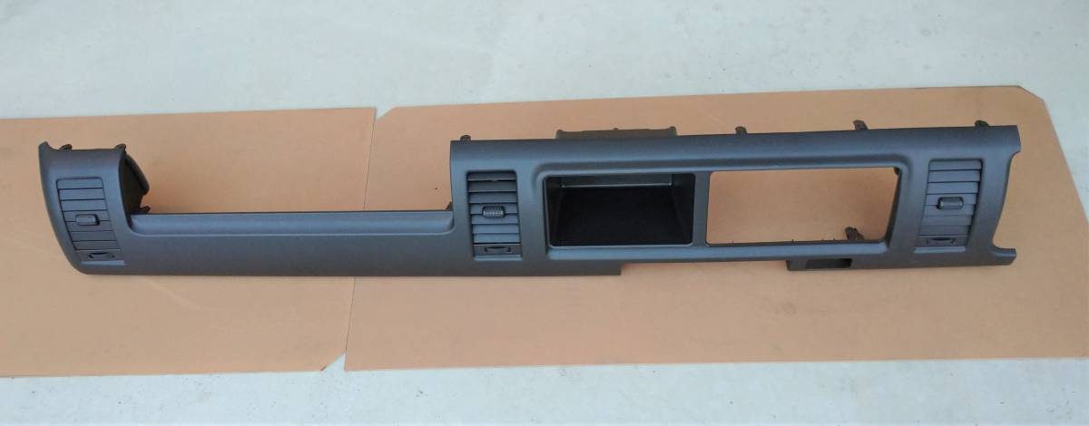 200系　ハイエース　ワイド　インパネ　センターコンソール　インテリアパネル　純正品　送料込！！　_1