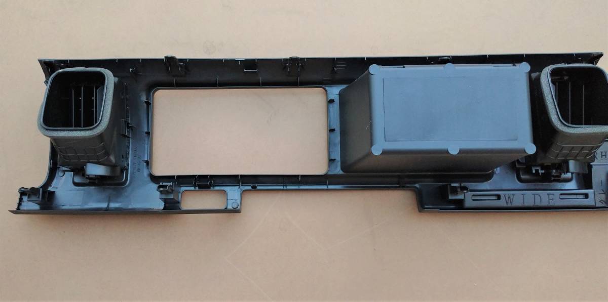 200系　ハイエース　ワイド　インパネ　センターコンソール　インテリアパネル　純正品　送料込！！　_5