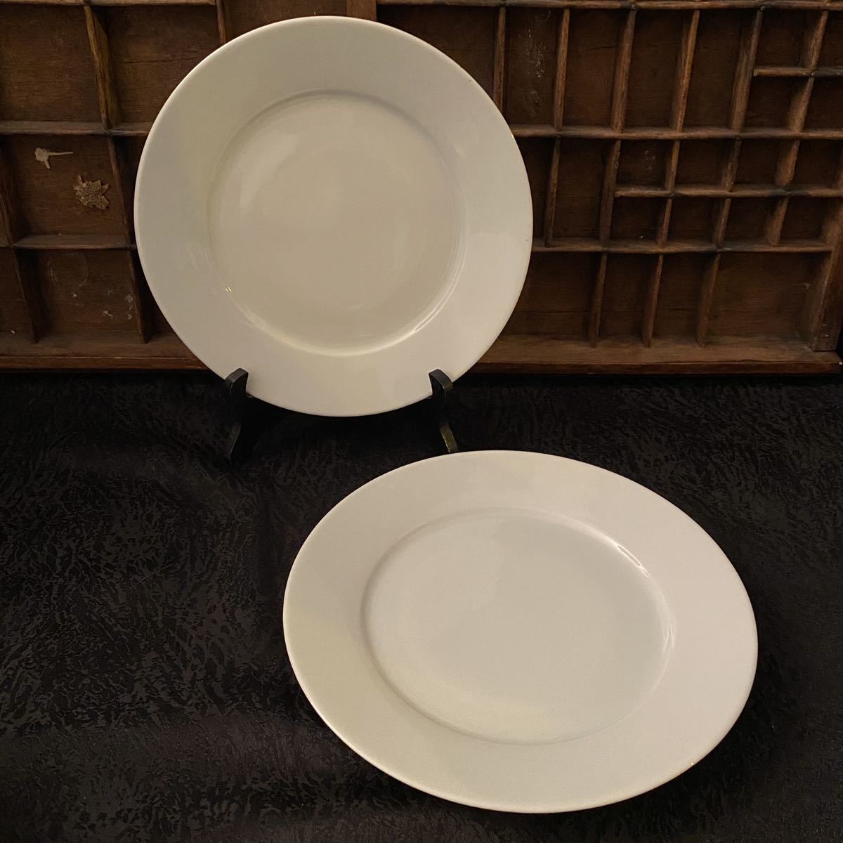 正規品，SALE 海外から発送 フランスアンティーク Limoges リモージュ 22cmプレート2枚(その他)｜売買されたオークション情報、yahooの商品情報をアーカイブ公開 - オークファン その他