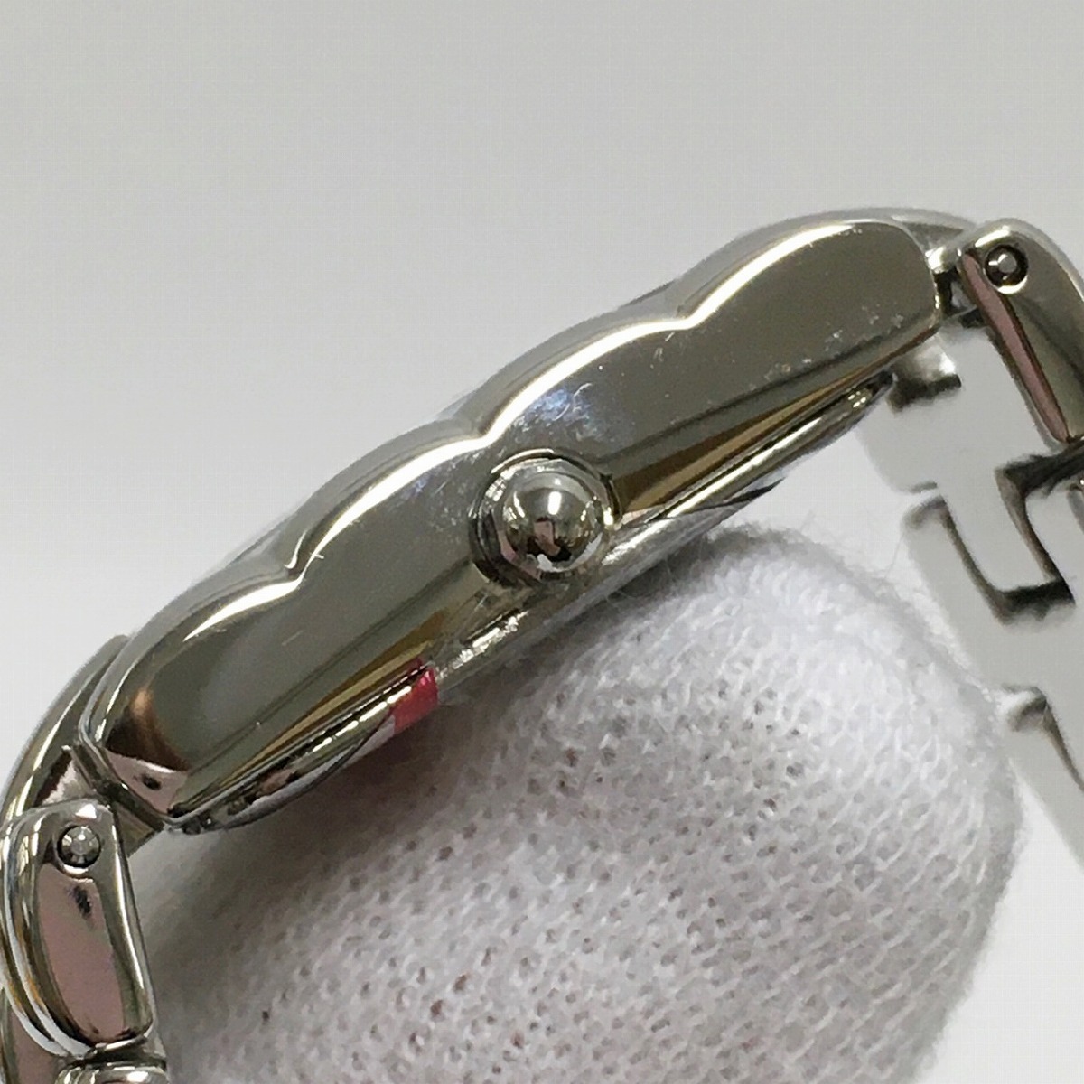 中古】FENDI 腕時計 660L オロロジ レディース ホワイト ダイヤル