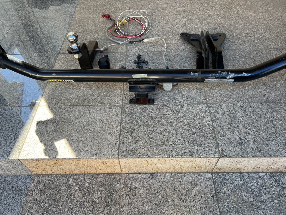 車 ノアAZR60ヴォクシー用SOREX ヒッチメンバー