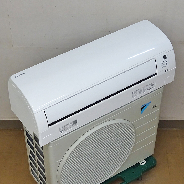 DAIKIN【S22UTES-W】ダイキン ルームエアコン 2.2kW おもに6畳用 R32 