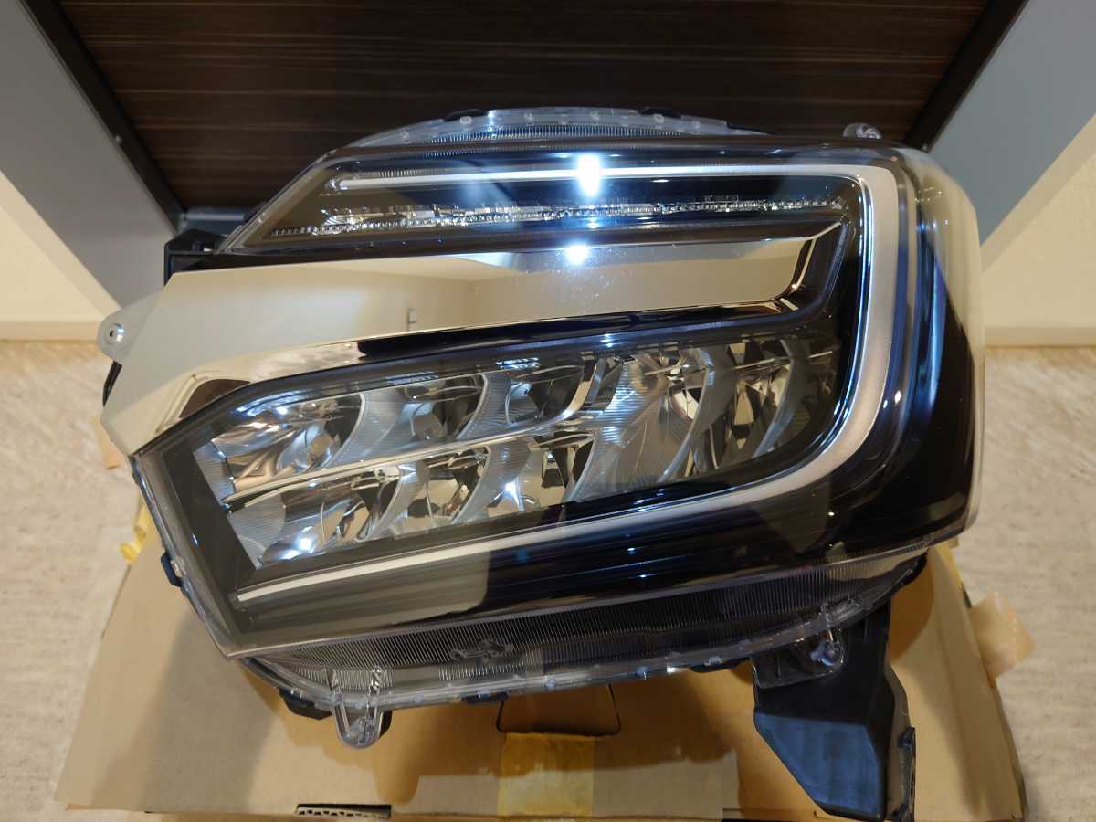 ホンダ HONDA N-BOXカスタム CUSTOM LEDヘッドライト 左右 セット JF3