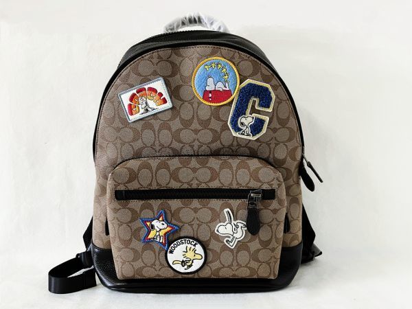 豊富な，人気 コーチ COACH C4030 バックパック ピーナッツ スヌーピー コラボ メンズ レディース カーキマルチ 保存袋付き(リュックサック、デイパック)｜売買されたオークション情報、yahooの商品情報をア リュックサック、デイパック
