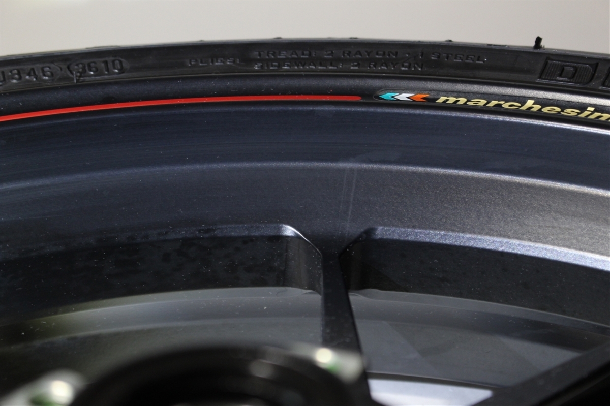 DUCATI 1098S純正フロントホイール 17x3.50 マルケジーニ DUCATI 1098S◇フロントホイール マルケジーニ鍛造◇ZDMH700AA7B011