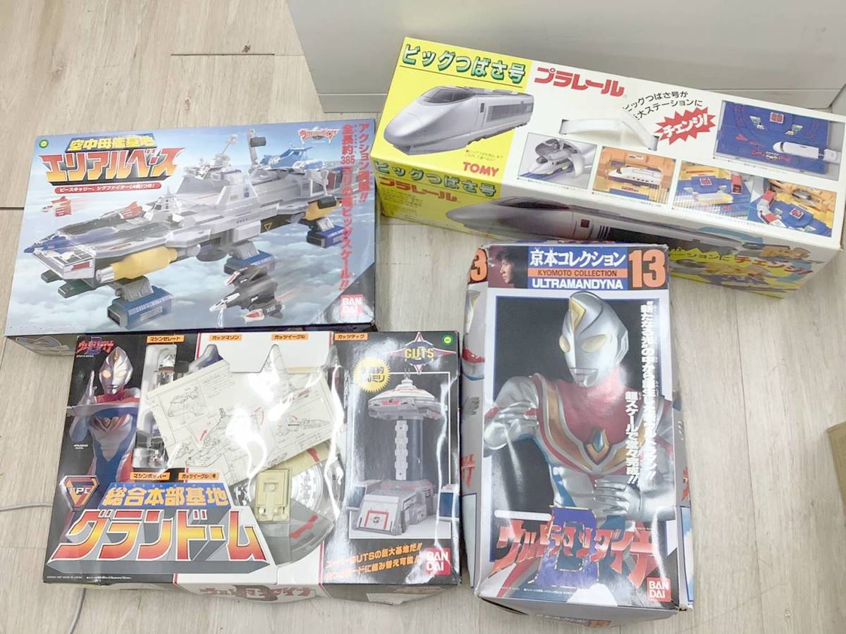 ◇玩具◇ブッグつばさ号/ウルトラマンダイナ/エリアルベース/グラン 