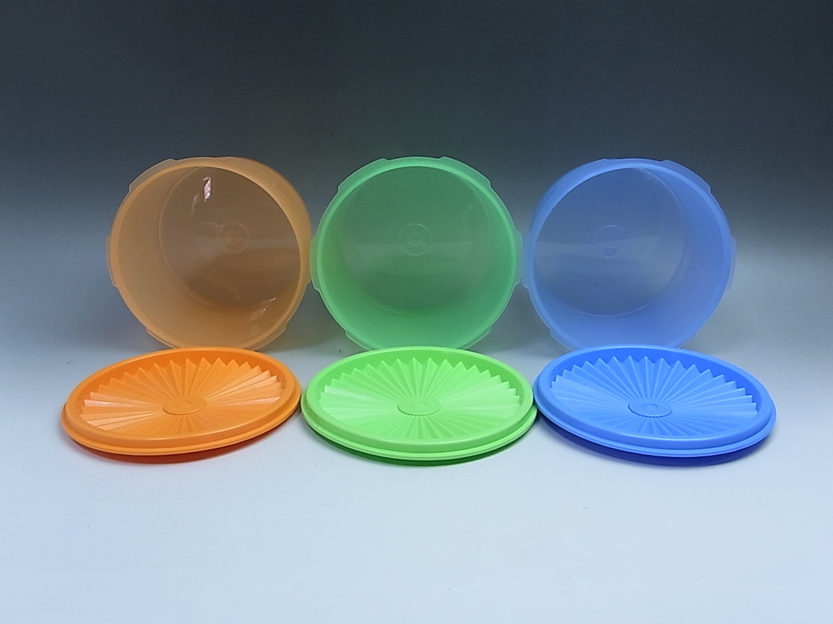 未使用長期保管品Tupperware タッパーウェア 保存容器 タッパーウェア保存容器デットストック TupperwareBrands - 未使用 □070801-D□未使用保管品□Tupperware□タッパー□容器□雑貨□まとめ デット shop｜ラクマ ひまママ's by タッパーウェア未使用品セットの通販 1L スクエア ミディ