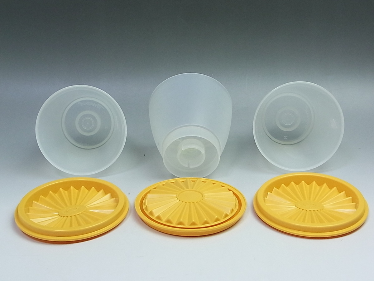 未使用長期保管品Tupperware タッパーウェア 保存容器 タッパーウェア保存容器デットストック TupperwareBrands - 未使用 □070801-D□未使用保管品□Tupperware□タッパー□容器□雑貨□まとめ デット shop｜ラクマ ひまママ's by タッパーウェア未使用品セットの通販 1L スクエア ミディ