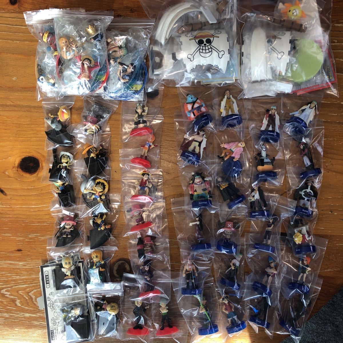 ワンピースボトルキャップフィギュア など まとめ売り シークレット含む ペプシコーラ コカコーラ ジャンプフェスタ One Piece その他 売買されたオークション情報 Yahooの商品情報をアーカイブ公開 オークファン Aucfan Com