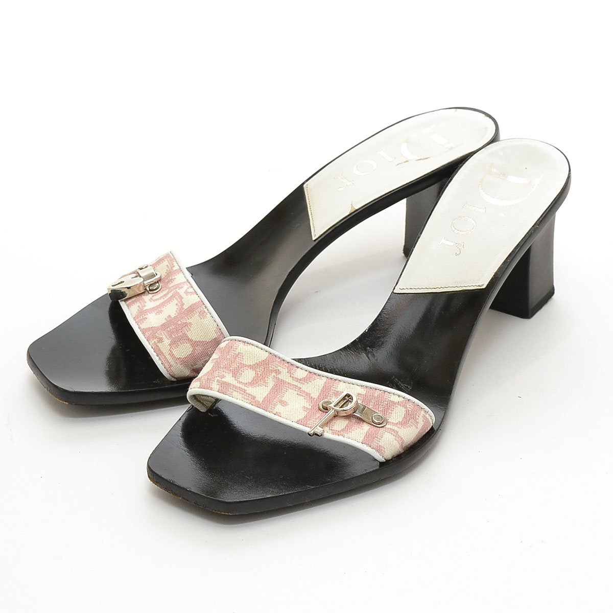 DIOR ディオール トロッター柄 ロゴプレート チャーム ミュール