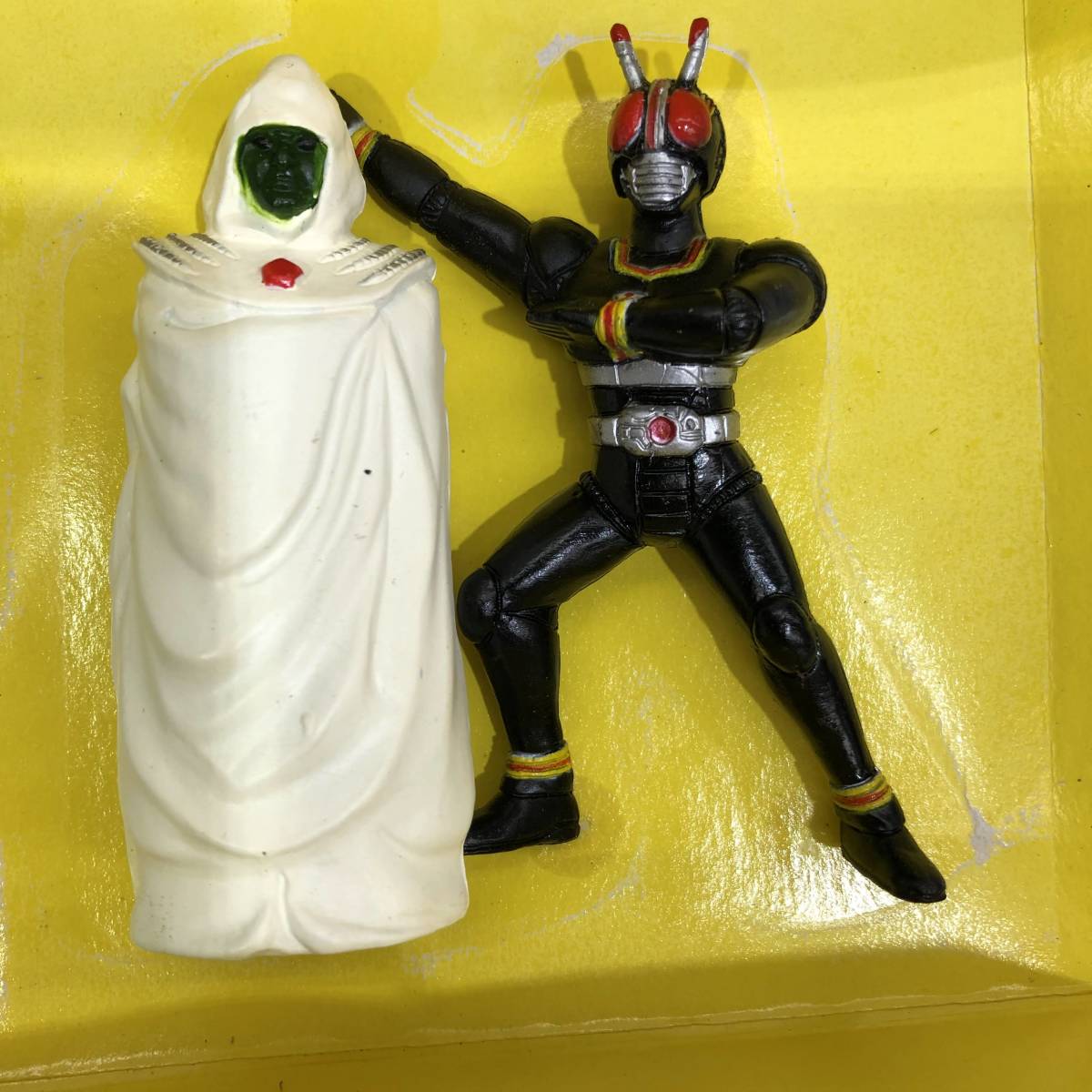 当時物 仮面ライダーblack ライダー三大決戦セット フィギュア 開封済 現状品 カニ怪人 トカゲ怪人 バラオム キズ汚れあり 品 仮面ライダーblack 売買されたオークション情報 Yahooの商品情報をアーカイブ公開 オークファン Aucfan Com