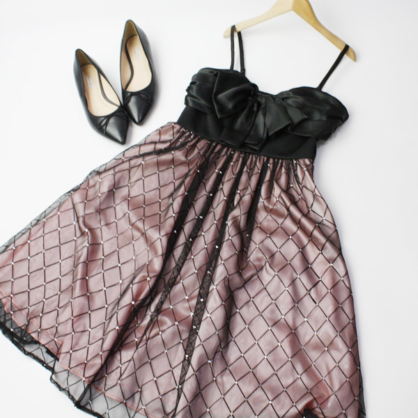 Cecilmcbee セシルマクビー ドレス キャミワンピース ラメ ミニドレス 2125no 4点同梱 黒 売買されたオークション情報 Yahooの商品情報をアーカイブ公開 オークファン Aucfan Com