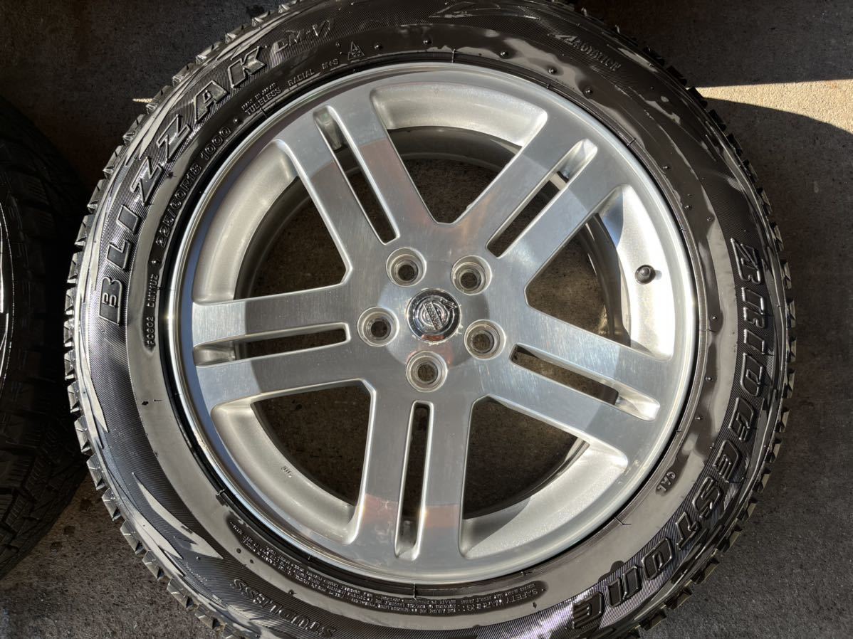 クライスラー 300C 純正ホイール 225/60R18 ブリヂストン スタッドレス 