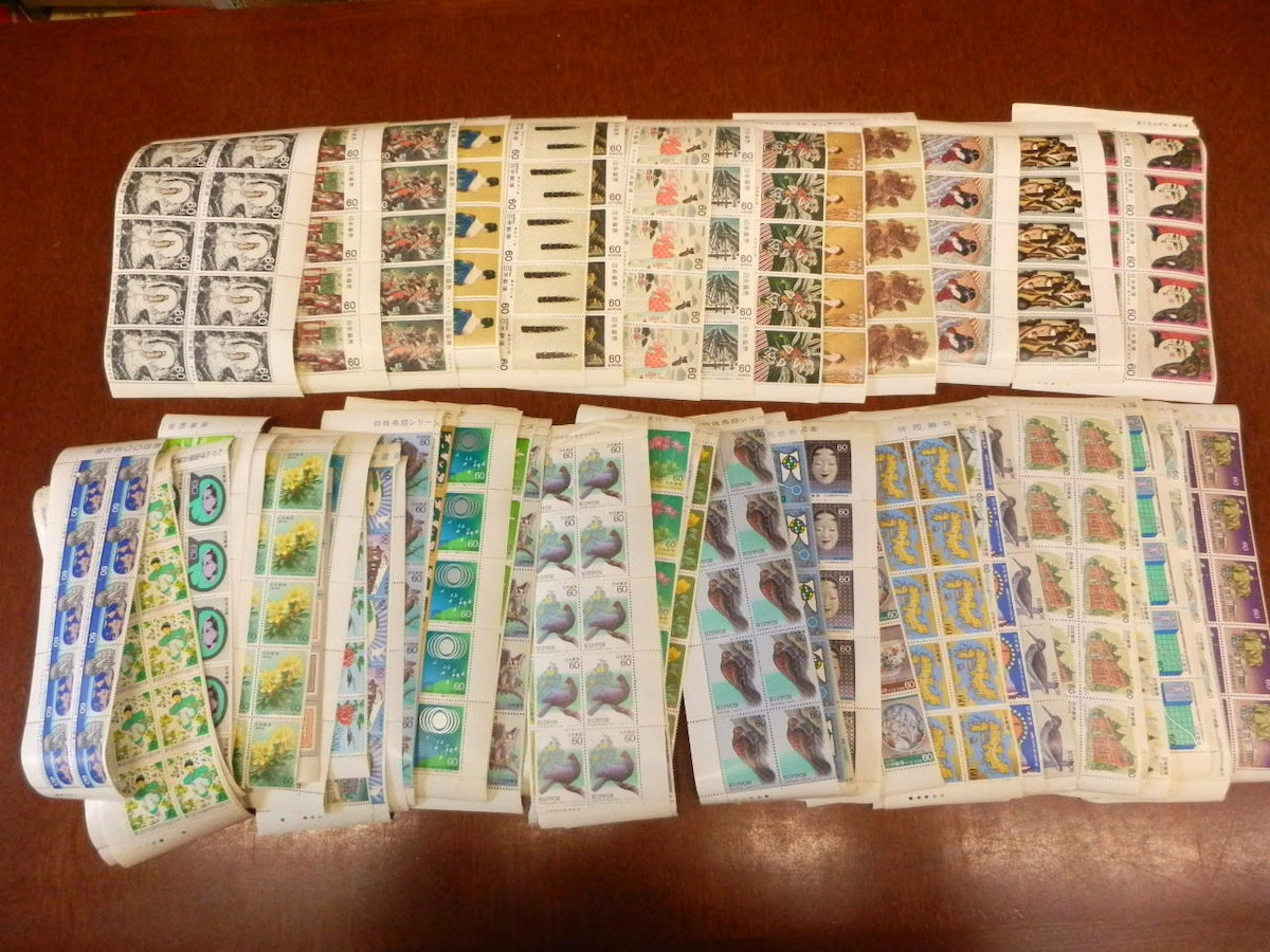 未使用 日本 切手 04 / 60円切手 近代美術 特殊鳥類 高山植物 シリーズ 