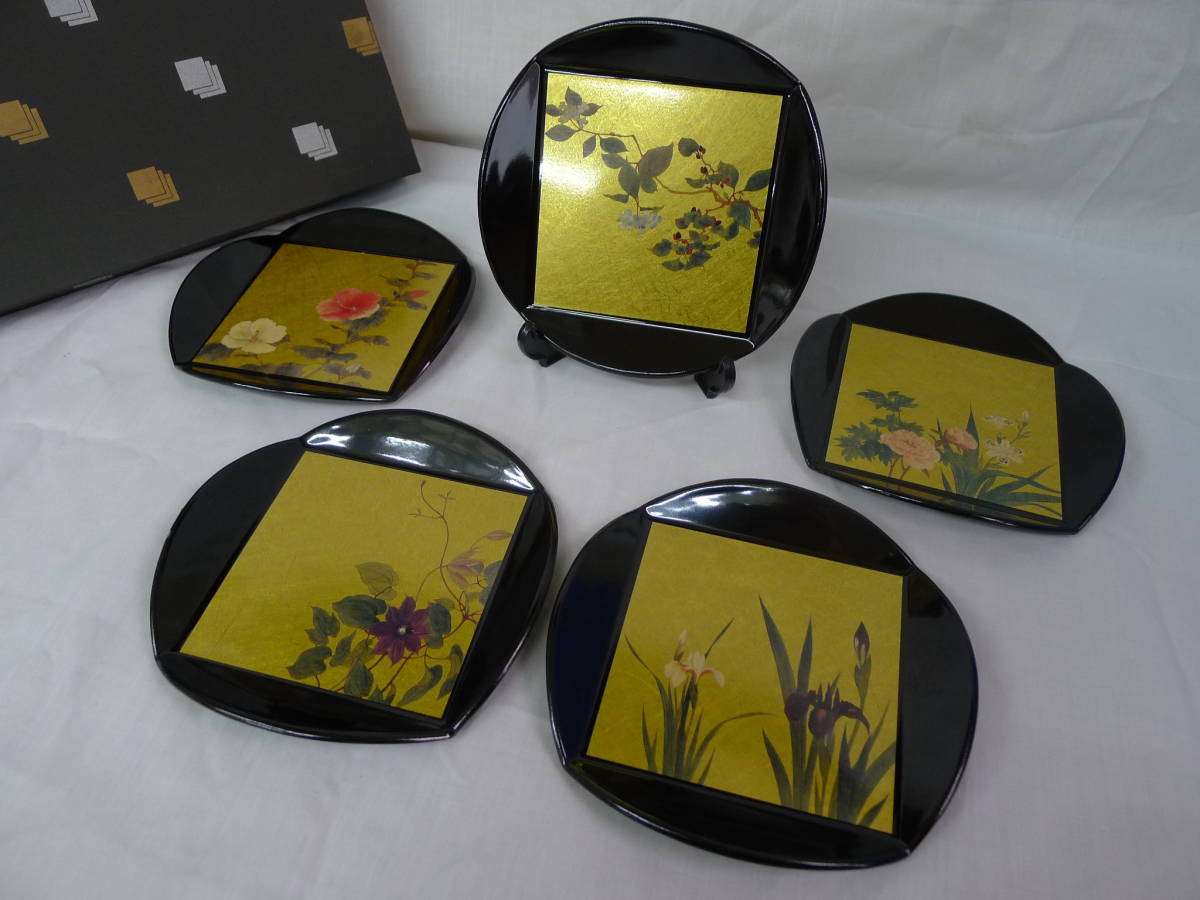 A715 箔一 花四つ折皿 菓子皿 5枚 金彩 花文 絵変り 菓子器 合成漆器