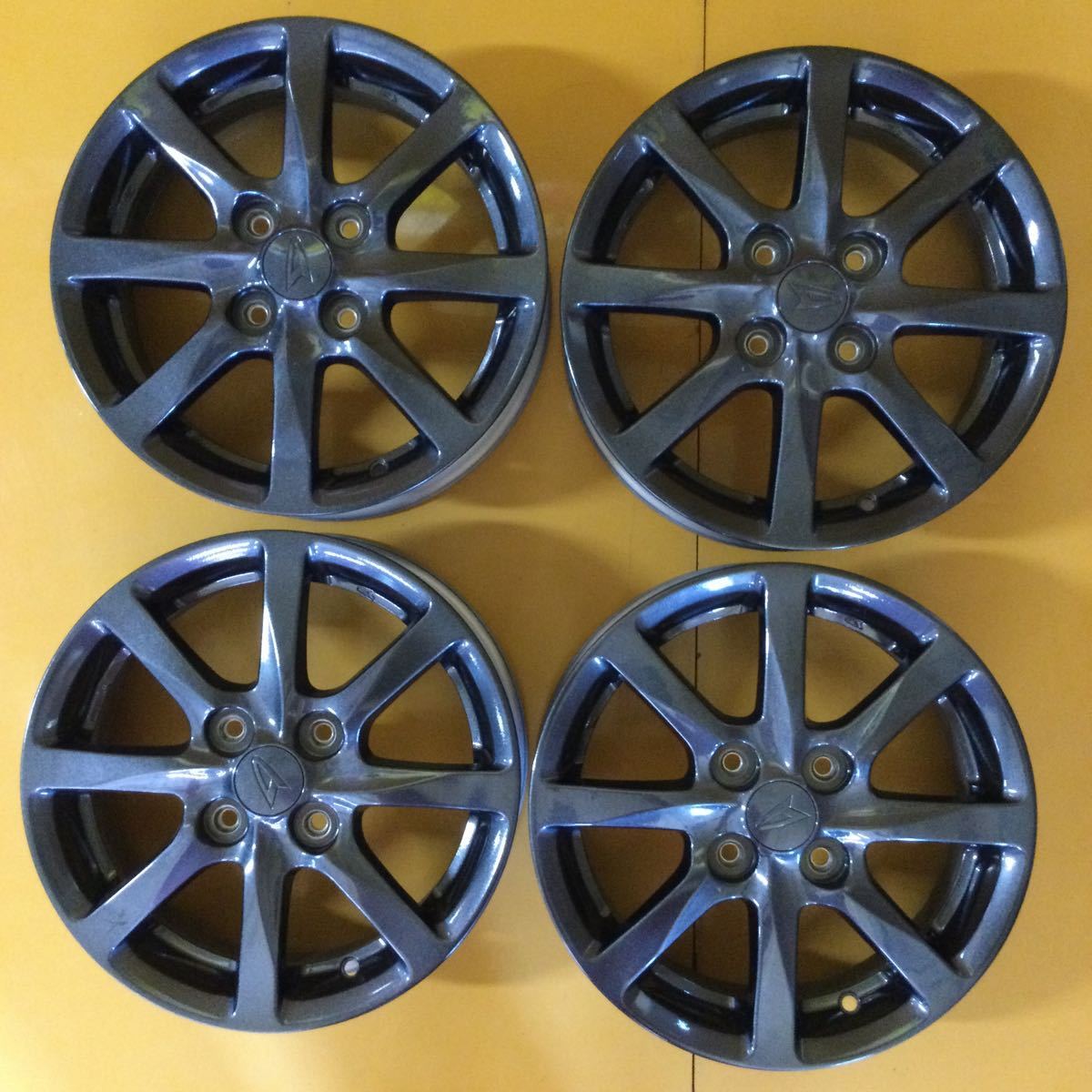 ダイハツ ムーブ純正アルミホイール 14x4.5J+45 100-4H 再塗装ブラック 