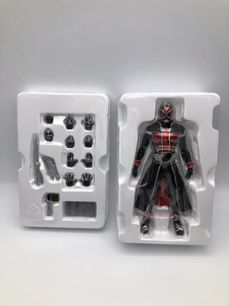中古】開封)SHフィギュアーツ 仮面ライダーウィザード 【公式通販】