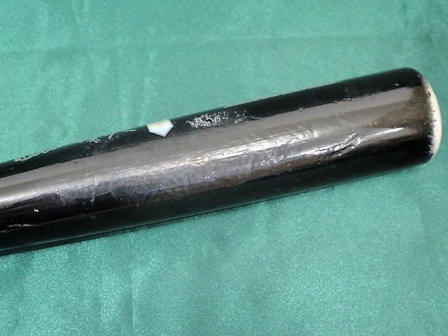 イチロー2004年公式戦実使用済・直筆サイン入りバット マリナーズ 殿堂