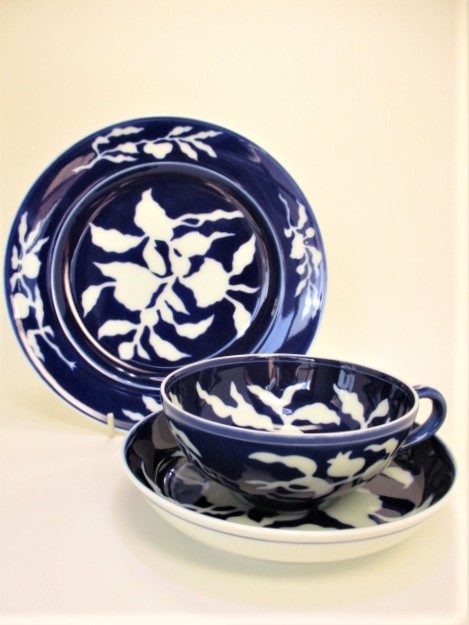 深川製☆明宣徳年製写/草花折枝白抜紋 カップ＆