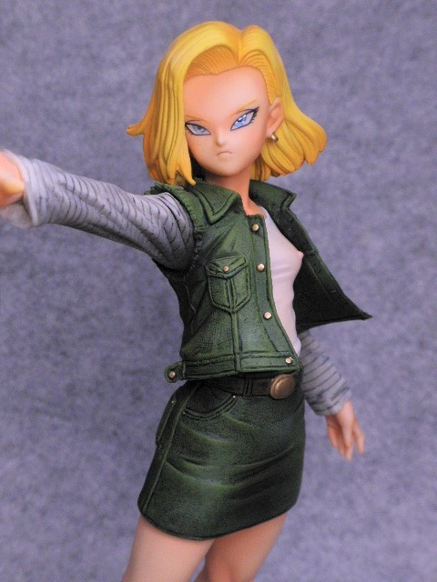 ドラゴンボール 人造人間 18号 リペイント フィギュア 金属ピアス デコ